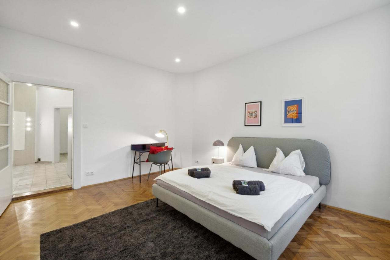 Big Spacious Central Apartment In Vienna Esterno foto