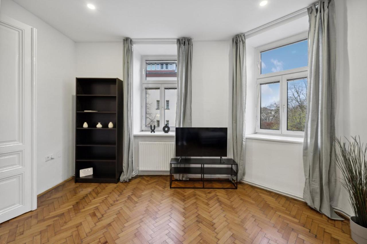 Big Spacious Central Apartment In Vienna Esterno foto